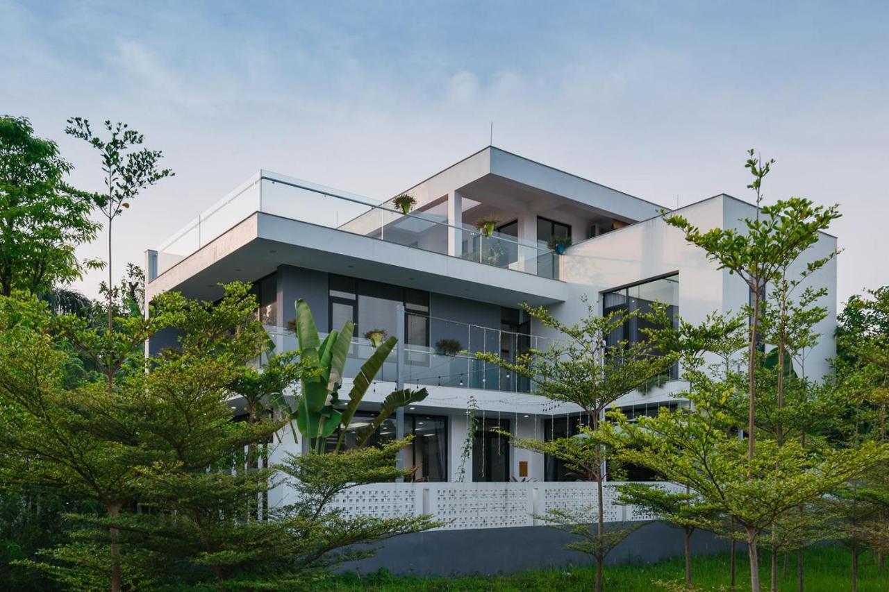 Flamingos Dai Lai Resort - Villa Tu Nhan Co Bbq Hanoi Exterior photo